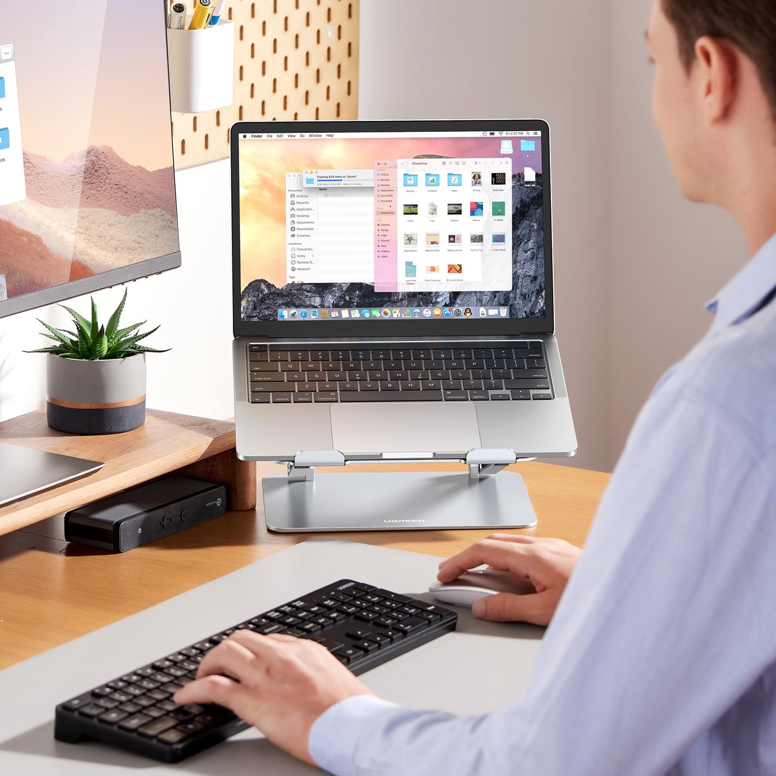 Підставка для ноутбука UGREEN Регульована по висоті Складна Вентильована Сумісна з усіма ноутбуками 10-17,3 дюймів Silver, фото №6