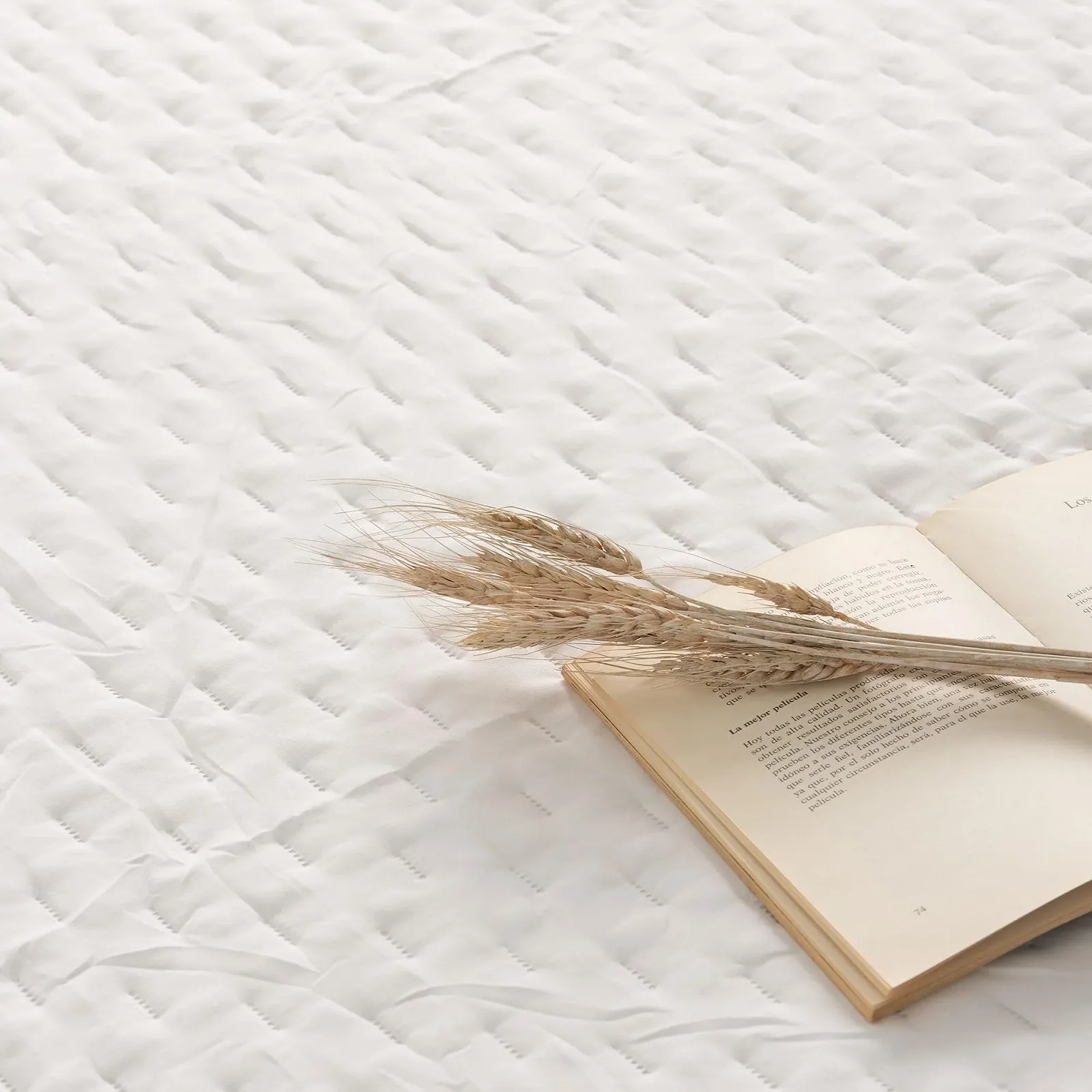 Покрывало GAMUSI для кровати 80/90 см Легкое Переходное Весеннее Летнее стеганое 180 x 270 см Белое, фото №3