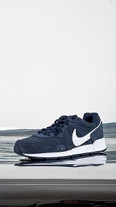 Кросівки Nike  VENTURE RUNNER SUEDE 40.5 synthetic.ua - Фото 1