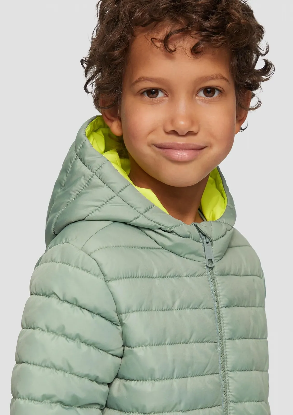 Легка стьобана куртка s.Oliver з декоративними світловідбиваючими деталями, фото №3