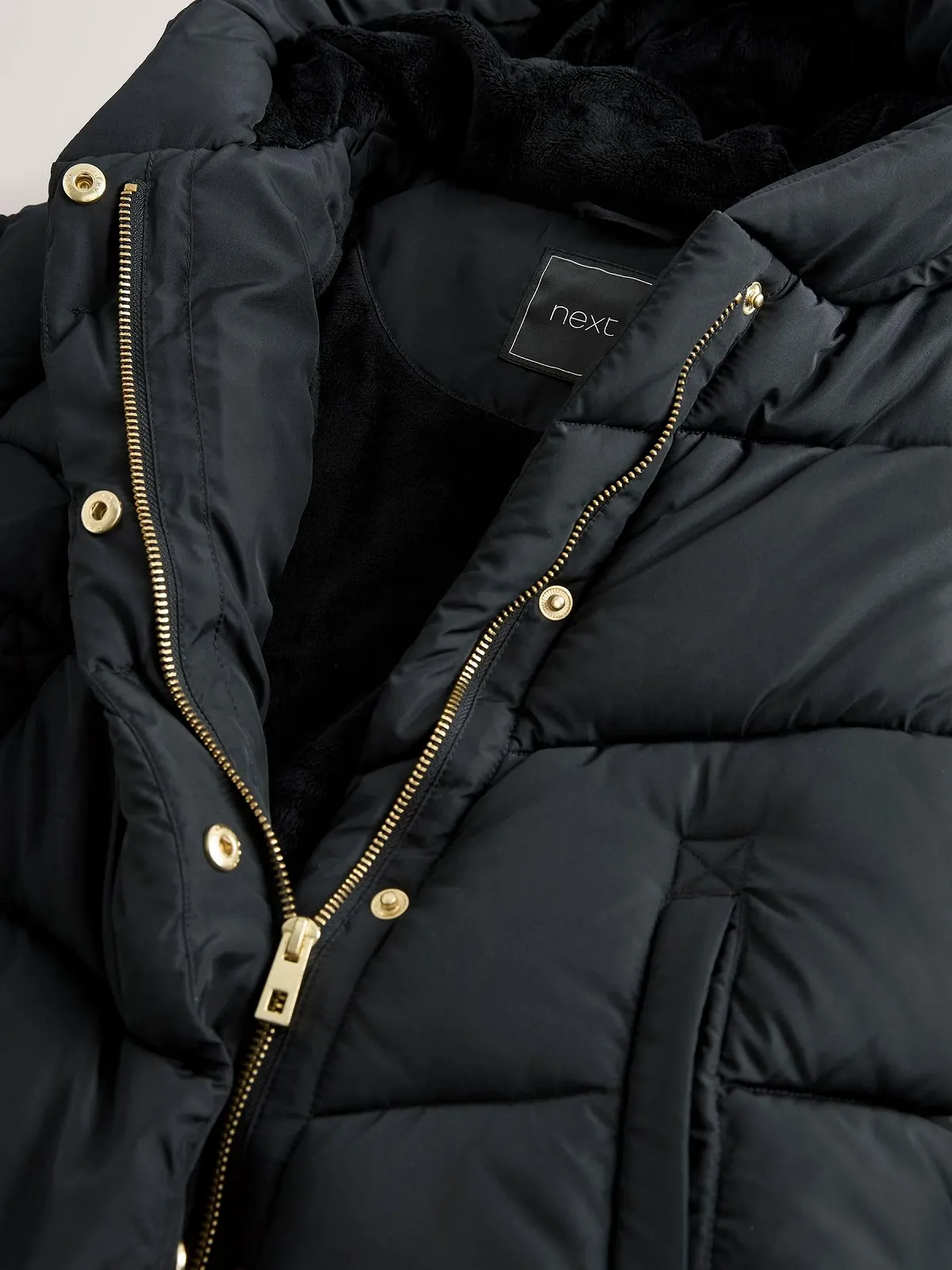 Водонепроницаемое стеганое пальто для девочек Next с подкладкой из искусственного меха и капюшоном, фото №3