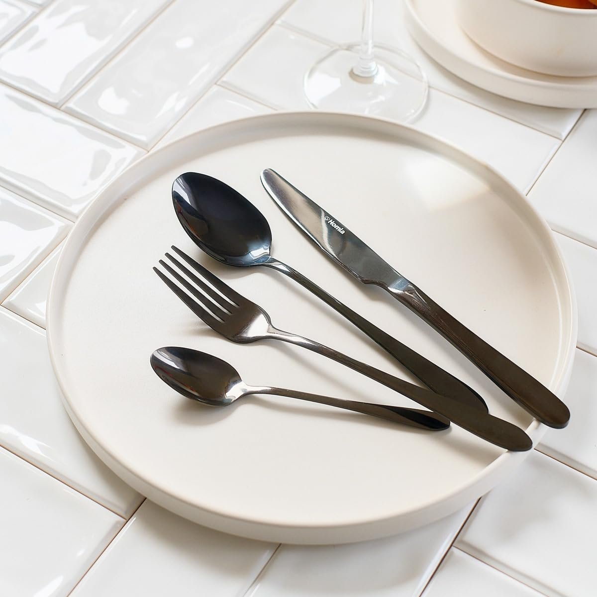 Набор столовых приборов HOMLA Abele на четыре персоны, из 16 предметов, фото №6 Набор столовых приборов HOMLA Abele на четыре персоны, из 16 предметов, фото №6