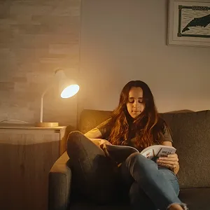 Настільна лампа FORLIGHT Mila Nordic сталь та дерево E27 Білий та натуральне дерево synthetic.ua - Фото 1