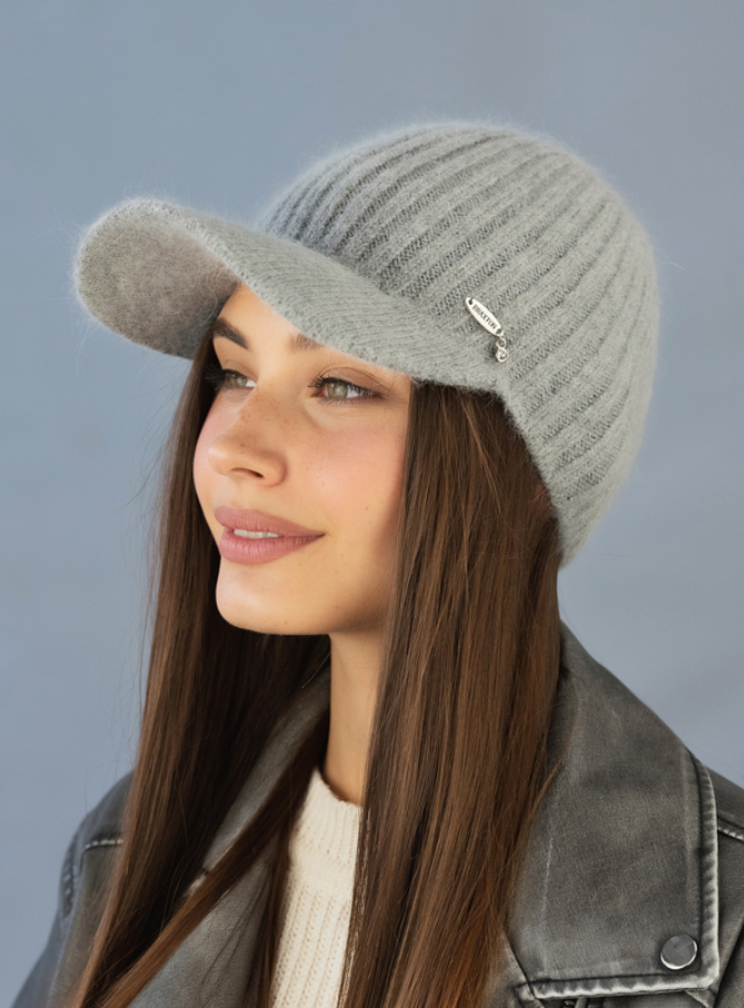 Кепка жіноча тепла сіра Кокетка, фото №1