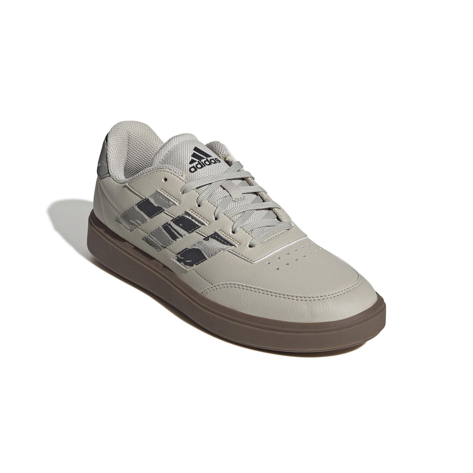 Кросівки adidas Courtblock для чоловіків, фото №3