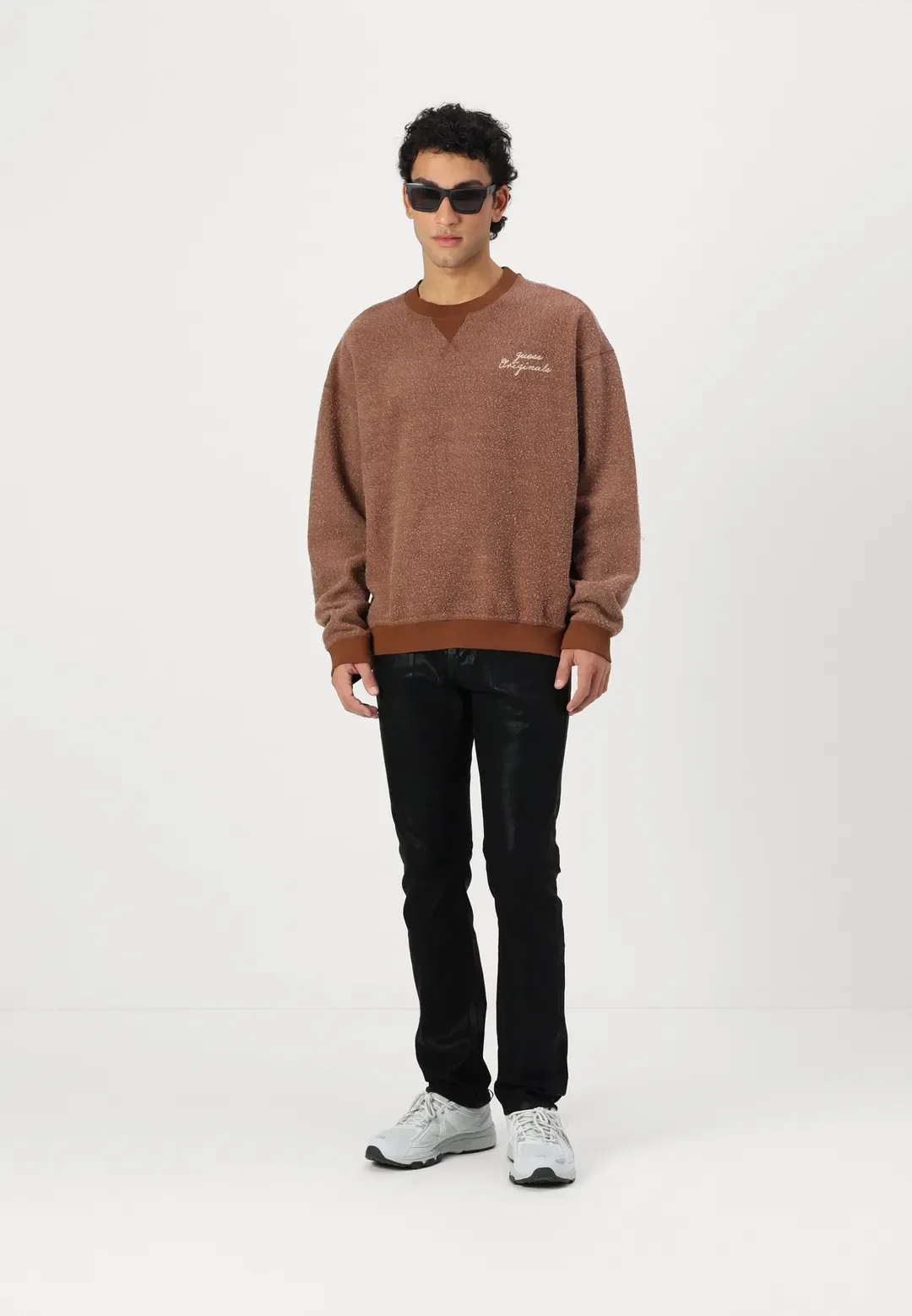 Мужской фактурный свитшот GUESS Originals / Терракотовый / Размер M, фото №3 Мужской фактурный свитшот GUESS Originals / Терракотовый / Размер M, фото №3