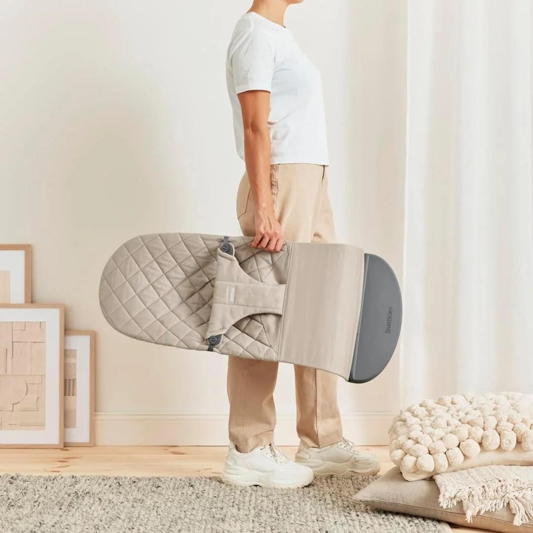 Шезлонг детский BabyBjorn Bouncer Bliss Woven / от рождения до 2 лет / до 13 кг / естественное укачивание / Песочно-Серый, фото №5