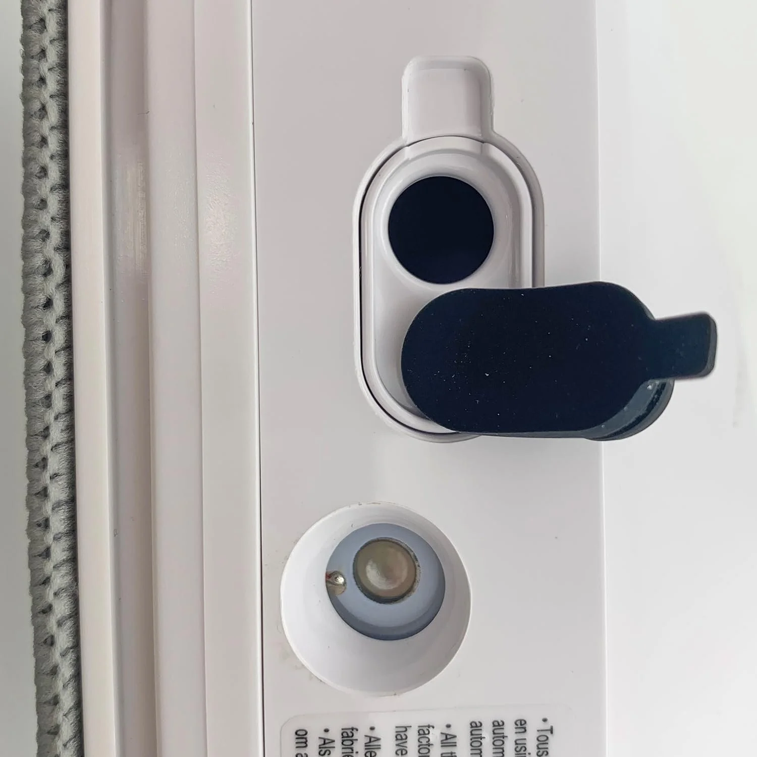 Робот для миття вікон Wiizzee NV01, Slim, Тихий, 3 режими прибирання (N/Z/NZ), Керування через додаток, Дистанційне керування, Білий, фото №6 Робот для миття вікон Wiizzee NV01, Slim, Тихий, 3 режими прибирання (N/Z/NZ), Керування через додаток, Дистанційне керування, Білий, фото №6