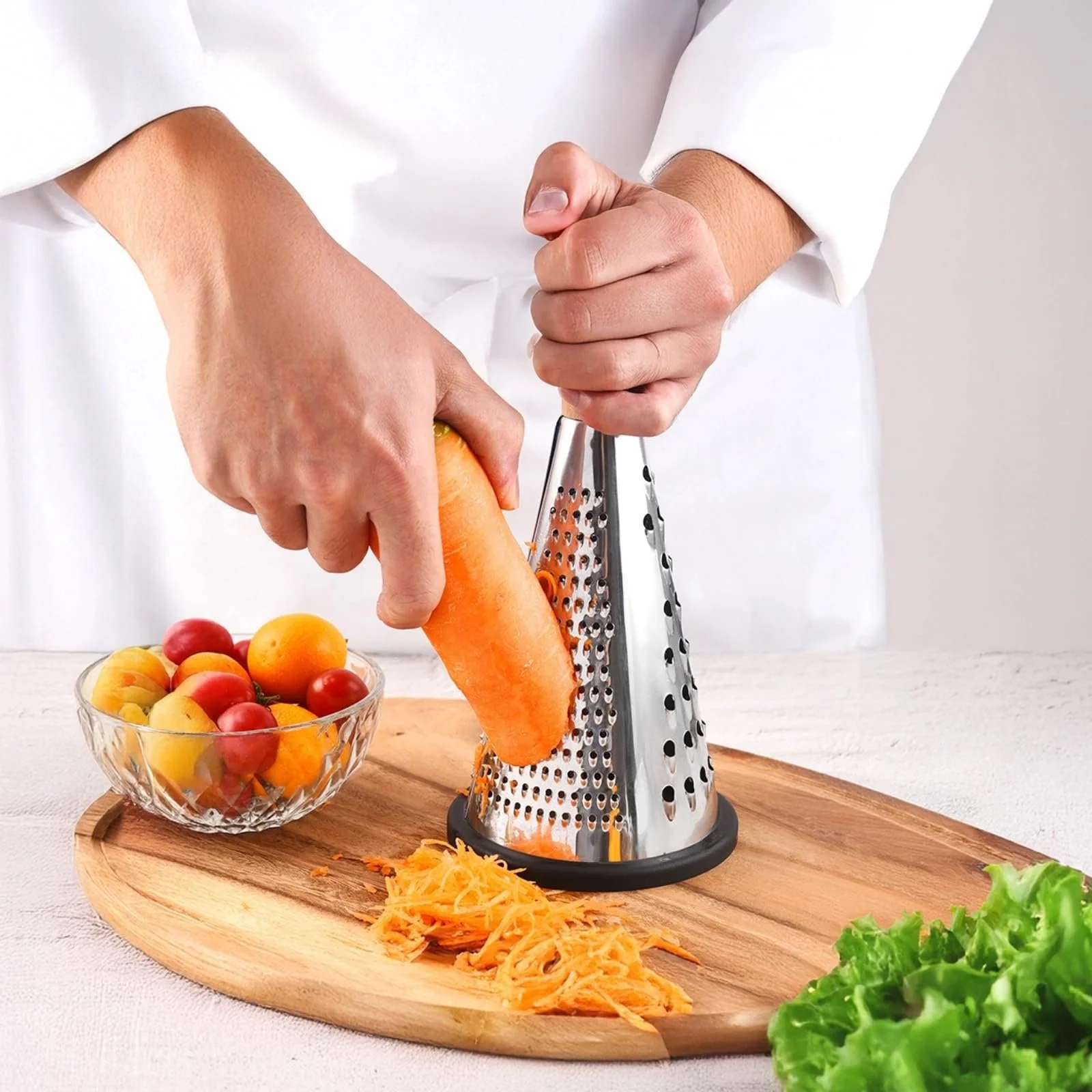 Багатофункціональна терка конусної форми для сиру з кришкою-контейнером 23 см, ручка з бука, фото №4