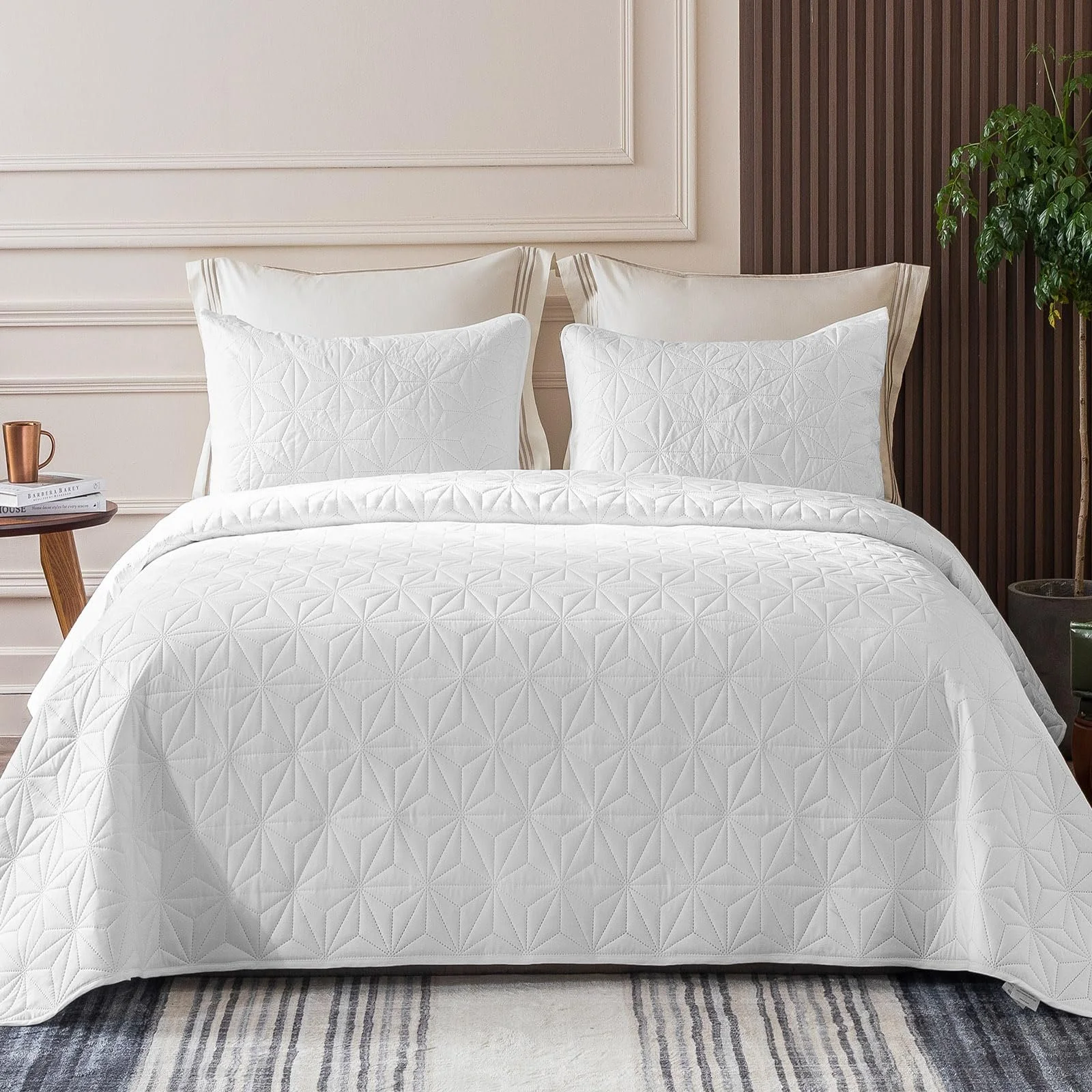 Покривало на ліжко Whale Flotilla 220 x 240 см з 2 наволочками, фото №1 Покривало на ліжко Whale Flotilla 220 x 240 см з 2 наволочками, фото №1