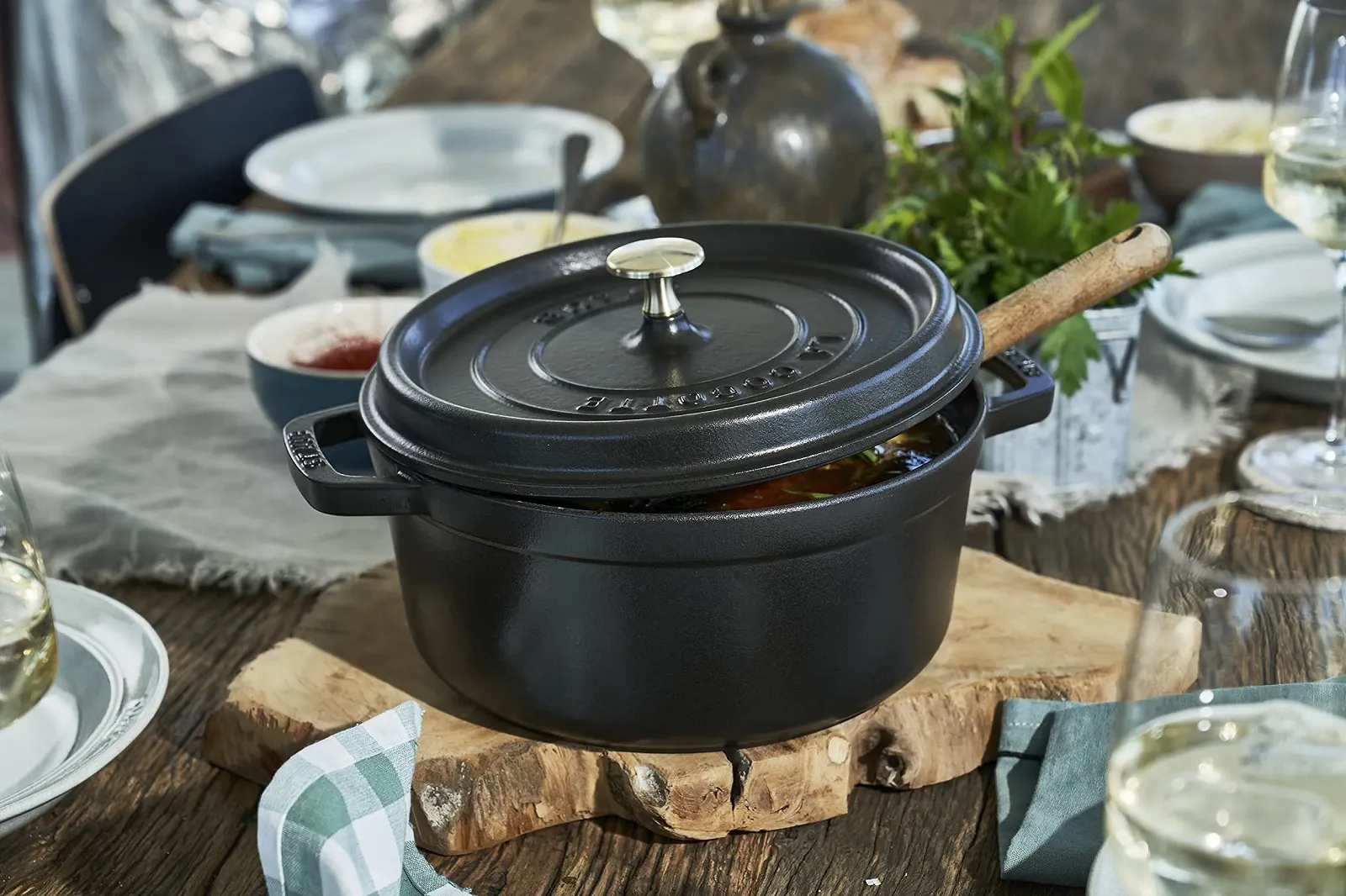 Гусятниця Staub 1102285 кругла з кришкою 22 см 2.6 л Matt Black емальована, фото №5