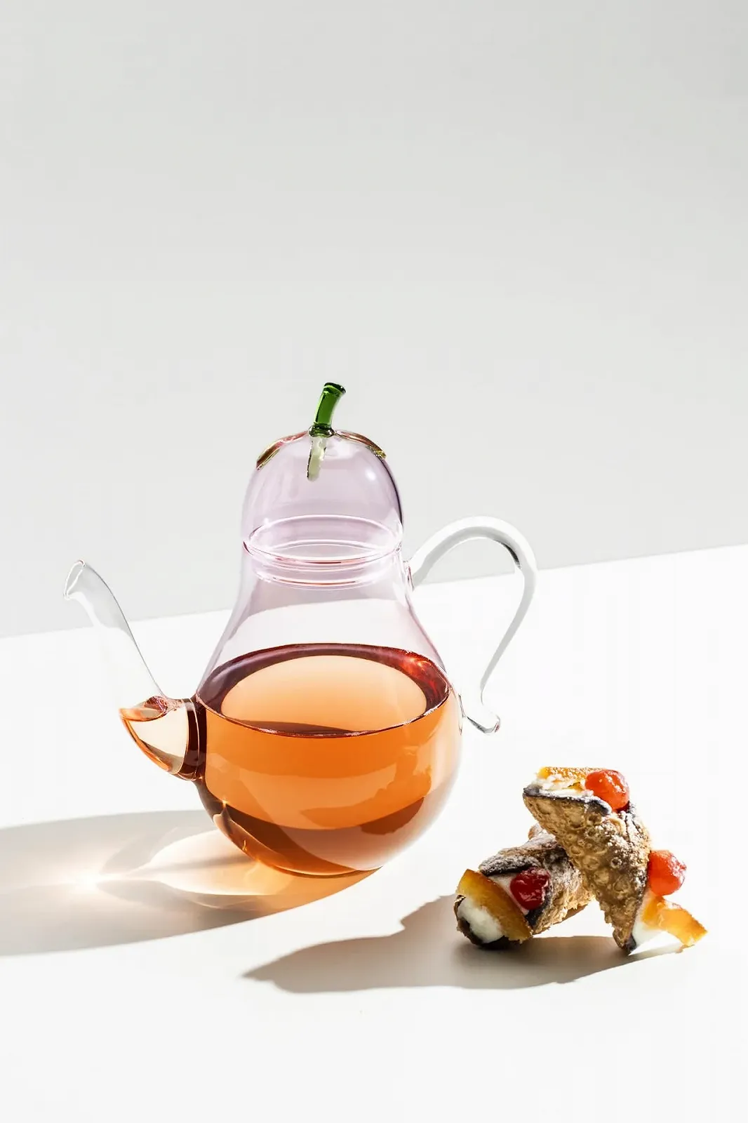 Чайник-заварник Ichendorf Milano Vegetables Collection Баклажан, висота 22 см, боросилікатне скло, ручна робота, фото №2