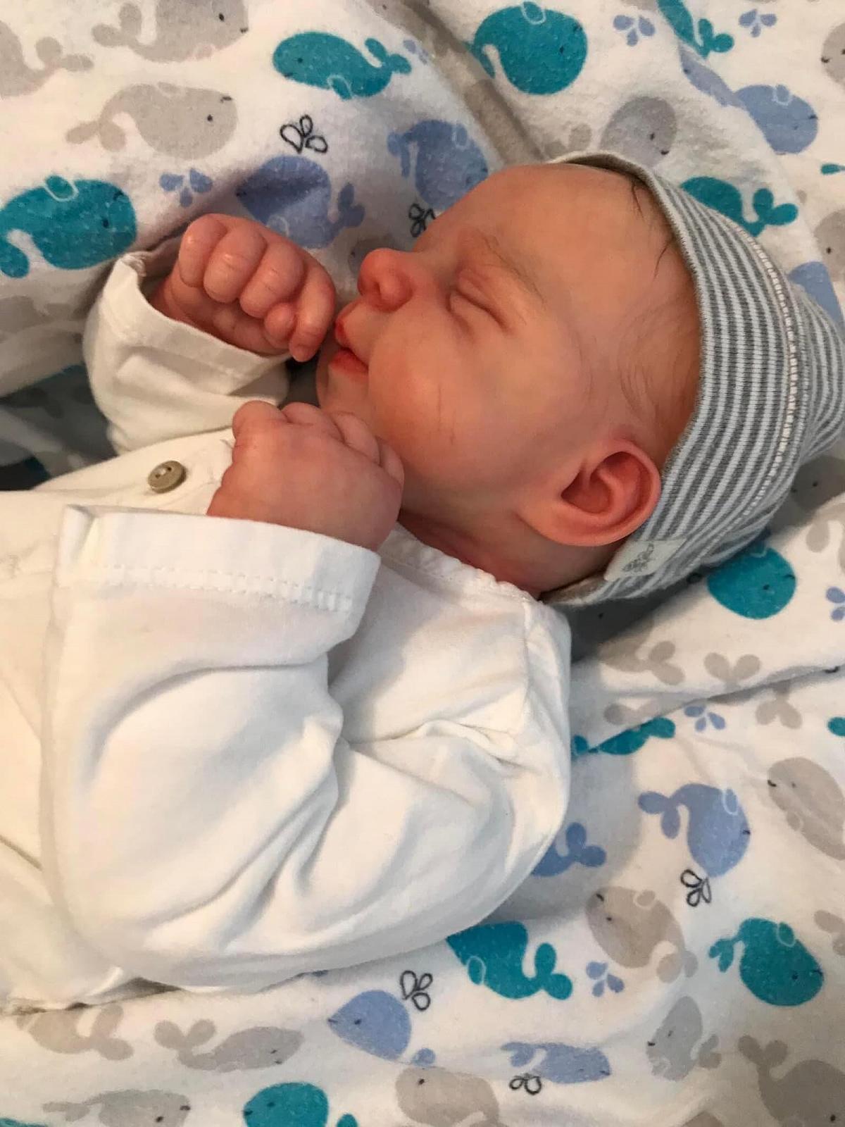 Кукла Anano Reborn Baby 18 дюймов Реалистичная Беби Реборн Силиконовая Кукла Мягкое Хлопковое Тело с Шапочкой на Пустышке, фото №3