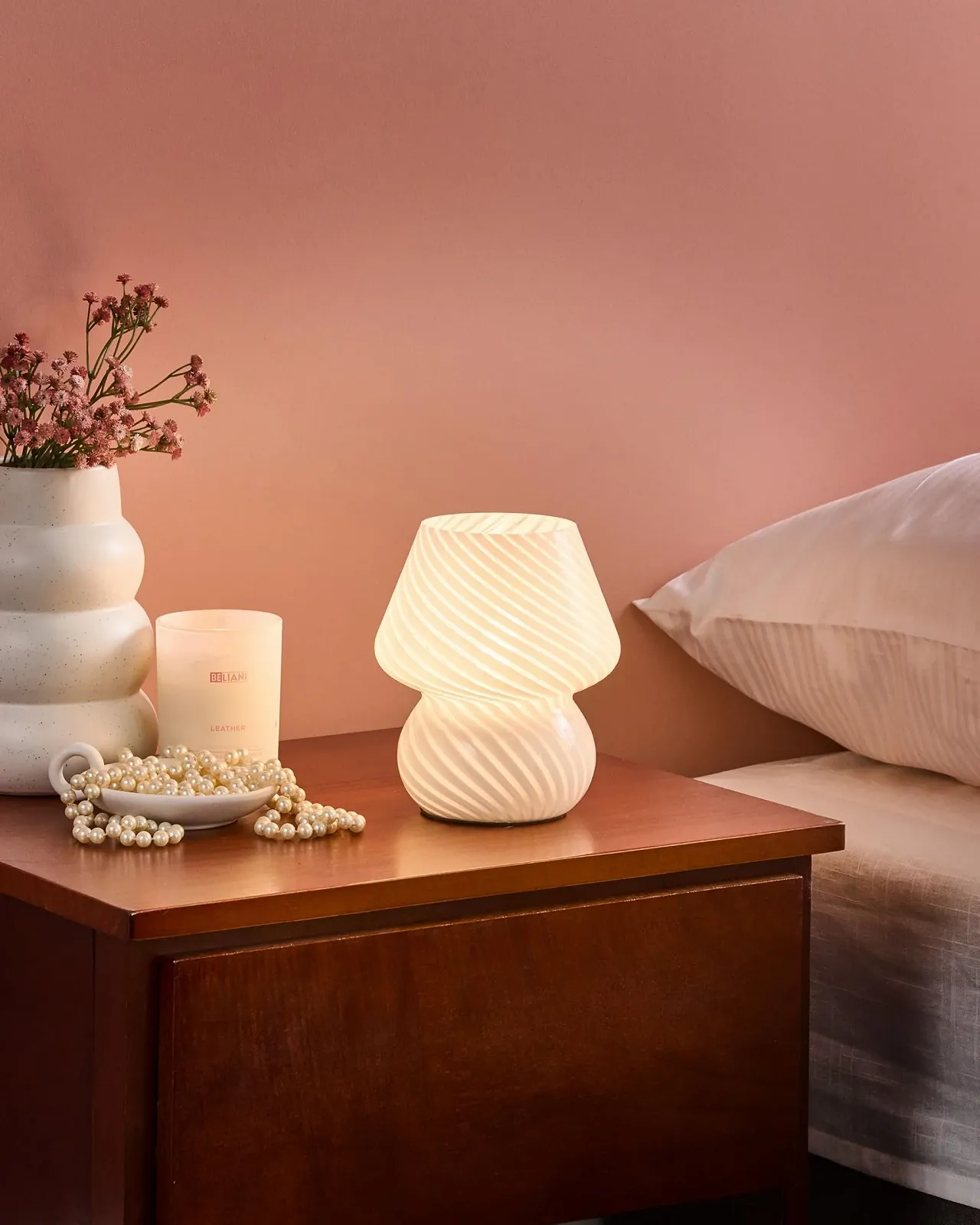 Настільна лампа Beliani Lobo Скляна Сучасна Біла, фото №2