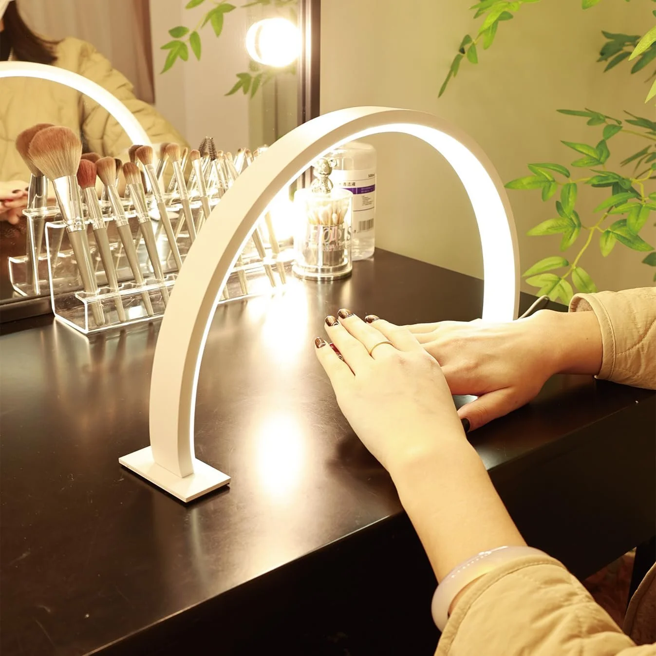 Настільна лампа Crescent Moon для манікюру та нарощування вій 18W 4500K 52x30 см, фото №1