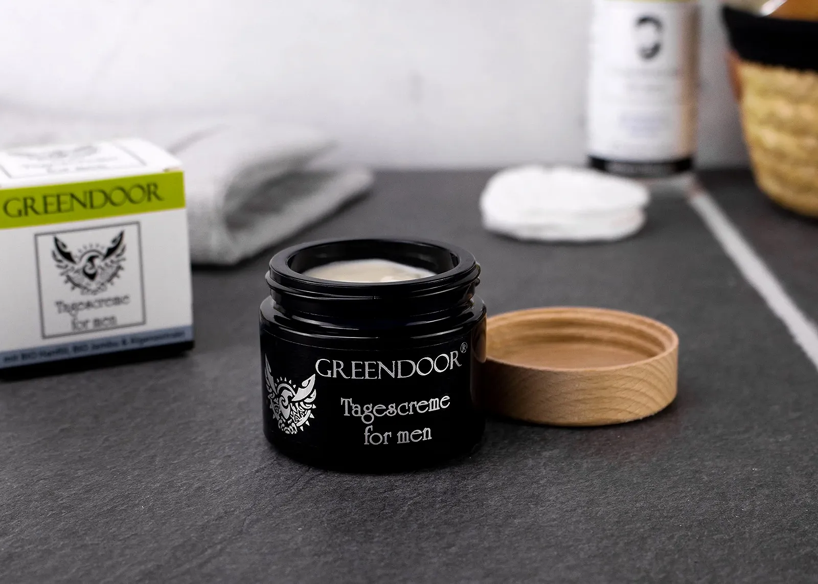 Денний крем GREENDOOR Naturkosmetik для чоловіків 50 мл Веганський З водоростями та органічним Jambu, фото №3 Денний крем GREENDOOR Naturkosmetik для чоловіків 50 мл Веганський З водоростями та органічним Jambu, фото №3
