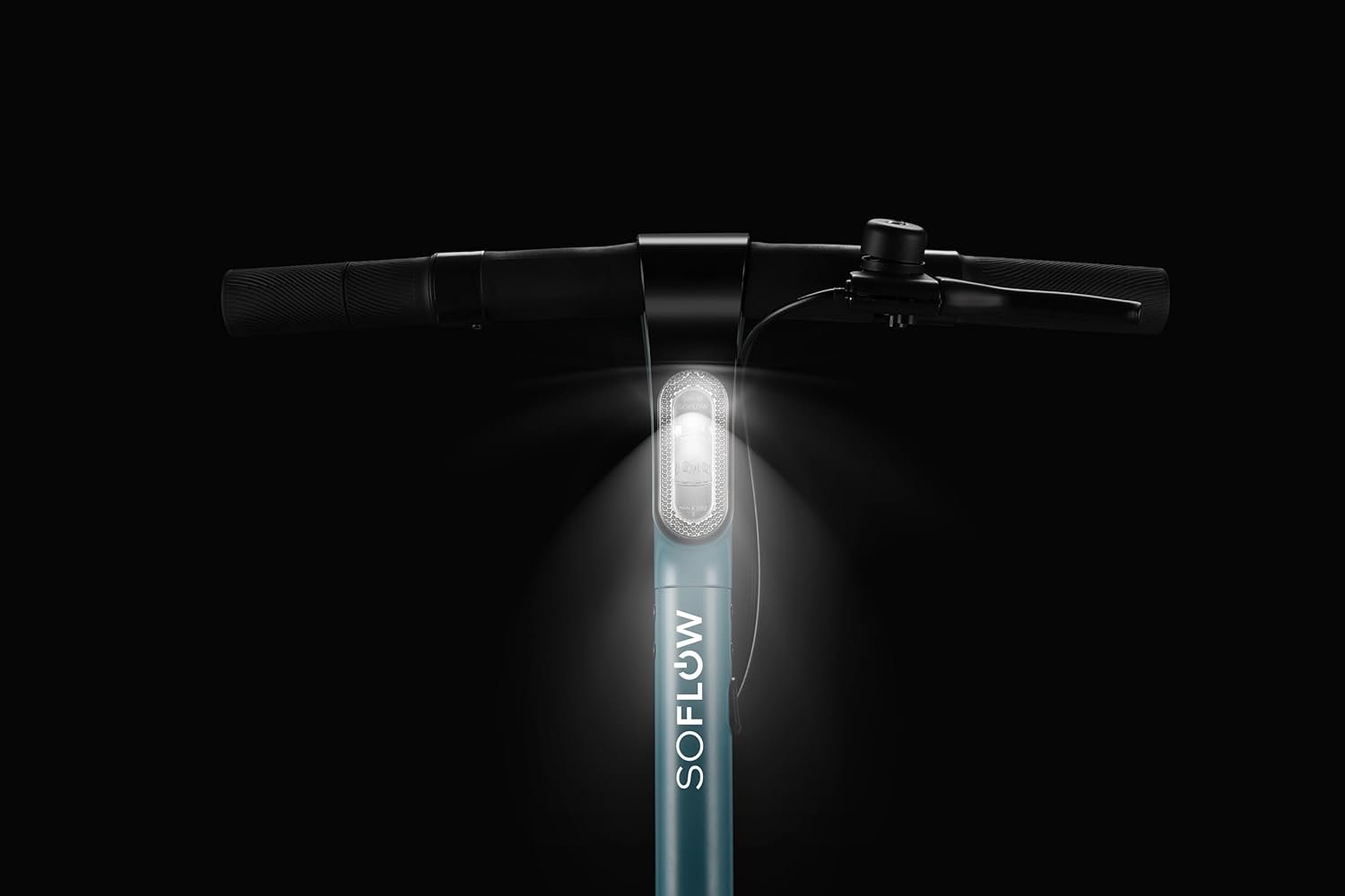 Електросамокат SOFLOW SO ONE / 30 км запас ходу / 350 Вт / 6.5" колеса / 100 кг навантаження / 22 км/г / Синій, фото №9 Електросамокат SOFLOW SO ONE / 30 км запас ходу / 350 Вт / 6.5" колеса / 100 кг навантаження / 22 км/г / Синій, фото №9