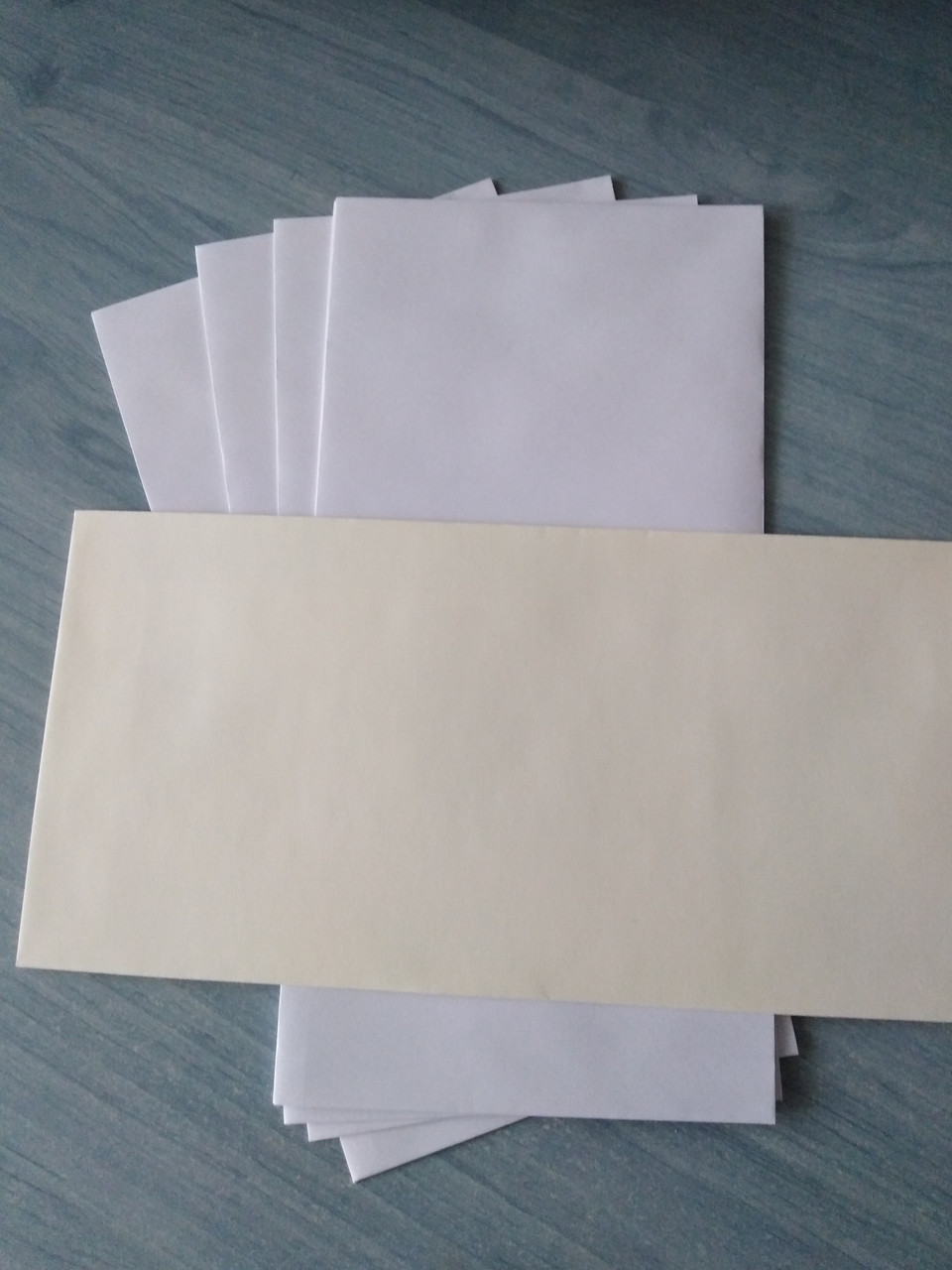 Белые бумажные конверты для открыток размером 22×11 см. Упаковка по 10 шт., фото №3