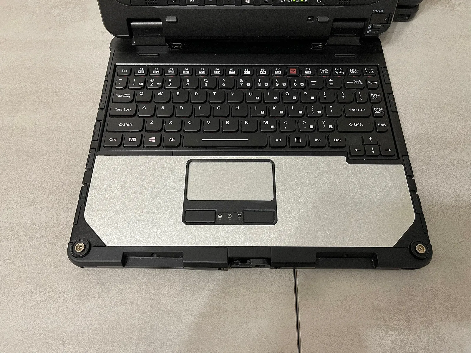 Захищений ноутбук-планшет Panasonic Toughbook CF-33, 12", i5-7300U, 16GB, 512GB, 4G LTE, фото №5