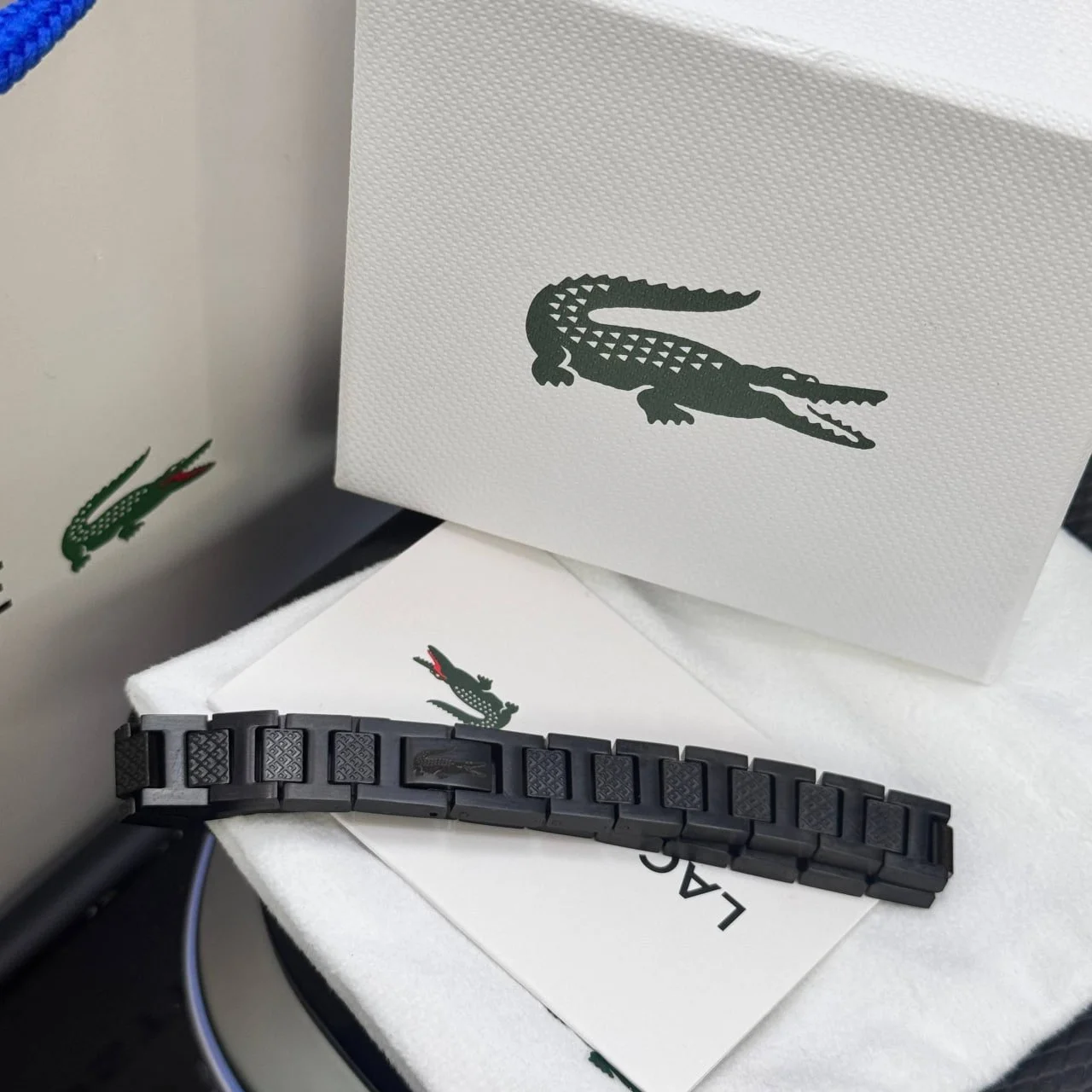 Мужской браслет на руку Lacoste черный брендовый из нержавеющей стали в подарочной упаковке, фото №2
