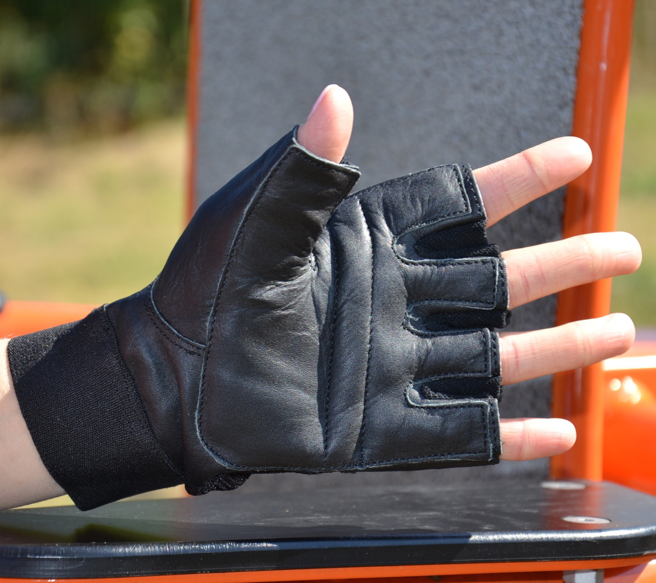 Рукавички для фітнесу MadMax MFG-248 Clasic Exclusive Black XL, фото №3