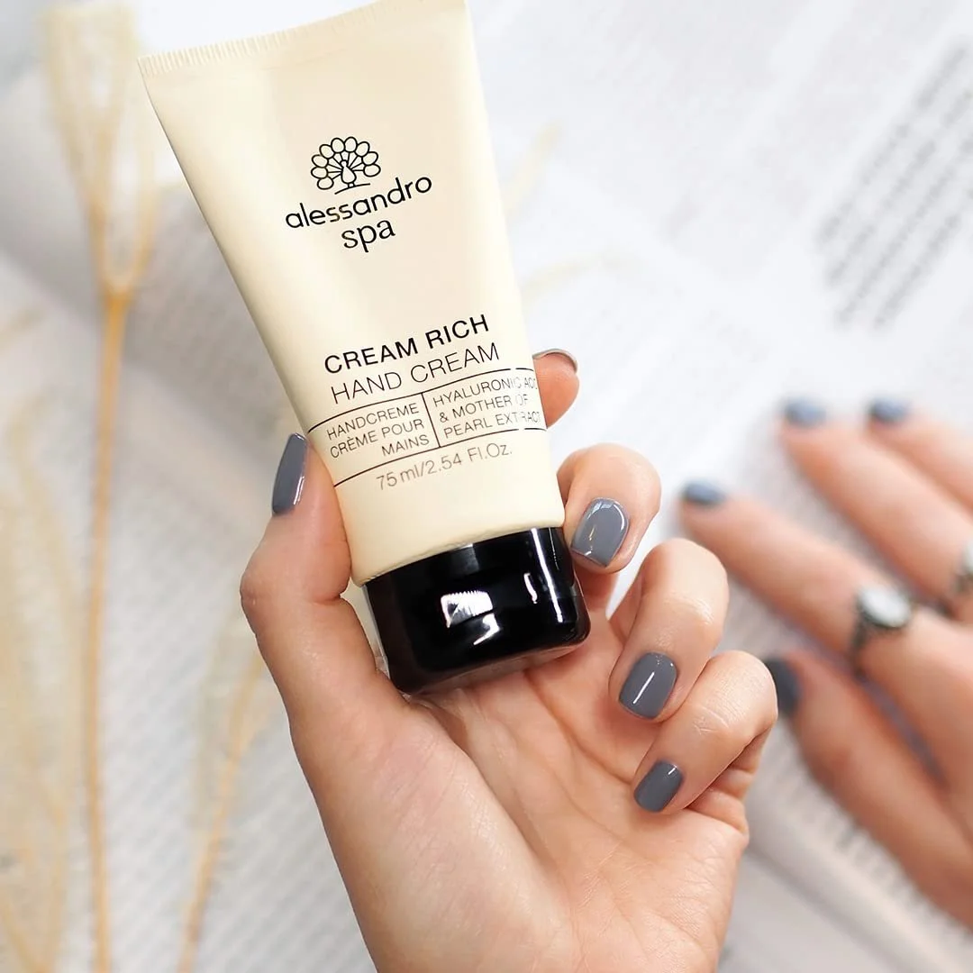 Крем для рук, ногтей и ног alessandro Spa Rich Sensitive Vegan 75 мл, фото №2 Крем для рук, ногтей и ног alessandro Spa Rich Sensitive Vegan 75 мл, фото №2