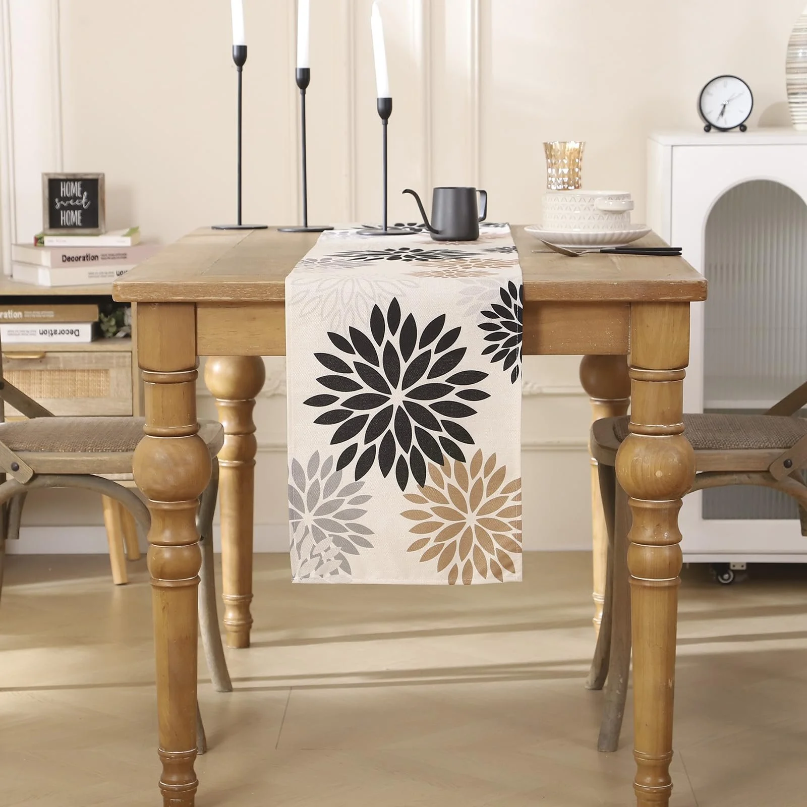Доріжка на стіл Flowers Brown Black Dahlia 40 x 180 см Поліестер Жоржини Коричнева Чорна, фото №2 Доріжка на стіл Flowers Brown Black Dahlia 40 x 180 см Поліестер Жоржини Коричнева Чорна, фото №2