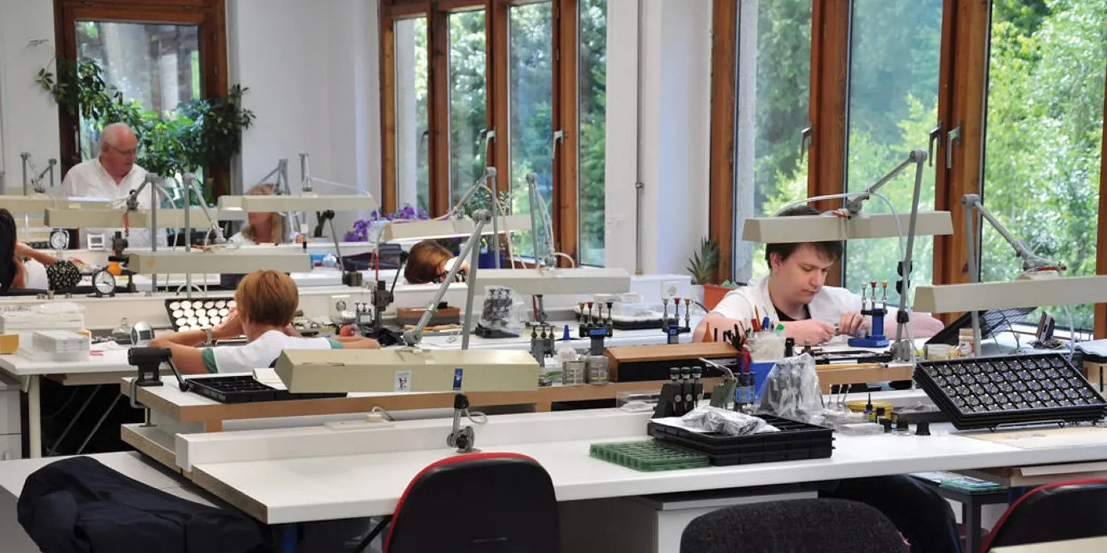 Мужские часы Bauhaus Aviation Титан Автоматический 10 ATM Сапфировое стекло Дата 2864-4, Зеленый / Кожаный ремешок, Классический, фото №6 Мужские часы Bauhaus Aviation Титан Автоматический 10 ATM Сапфировое стекло Дата 2864-4, Зеленый / Кожаный ремешок, Классический, фото №6