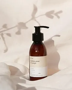 Лосьон для тела 150 мл Легкий лосьон для тела с экстрактом гиностеммы и подсолнечным маслом Крем для тела synthetic.ua - Фото 1