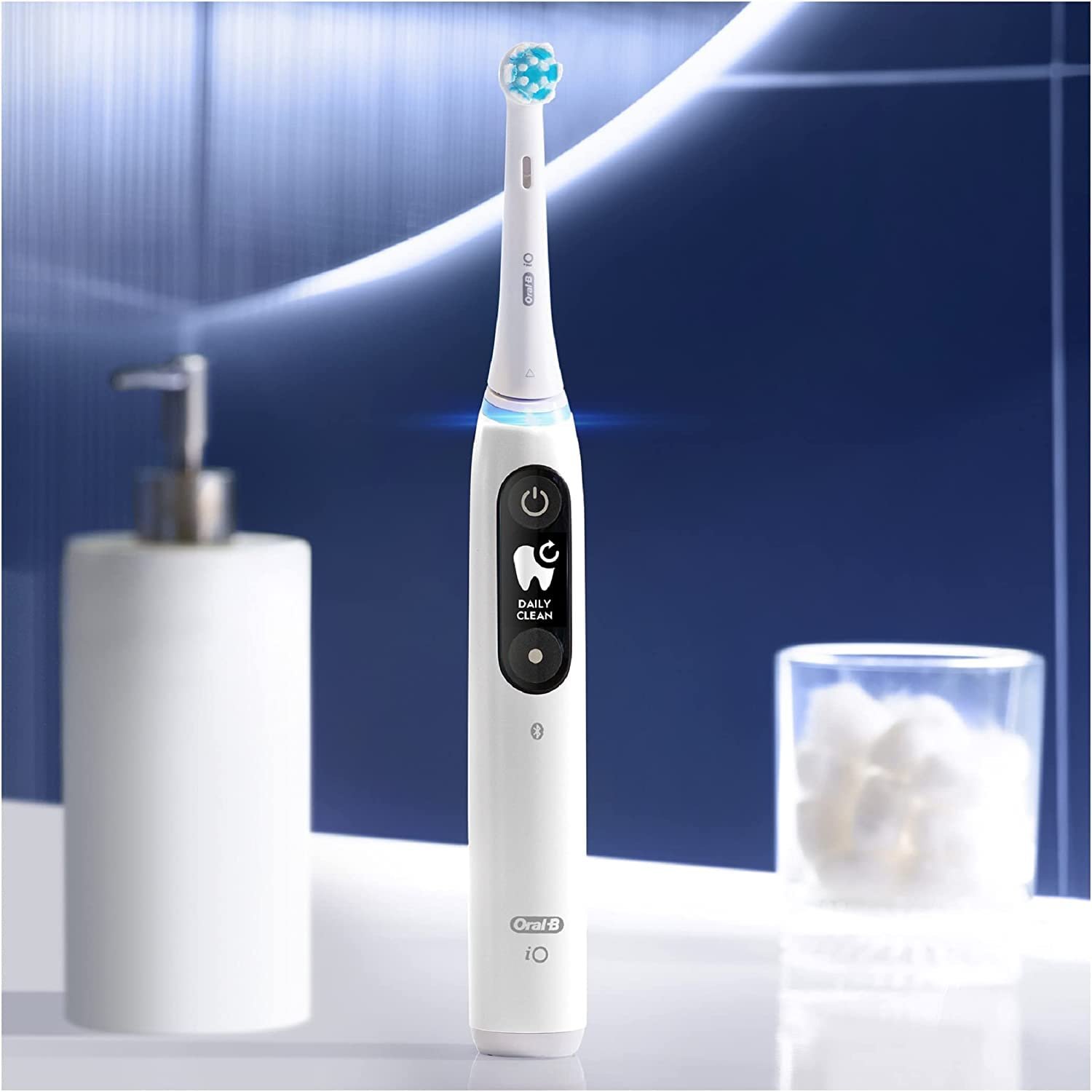 Электрическая зубная щетка Oral-B iO Series 6 Черная лава и iO Series 6 Белая, фото №6