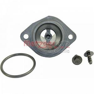 Фланец охлаждающей жидкости METZGER 4010016 для VAG synthetic.ua - Фото 1