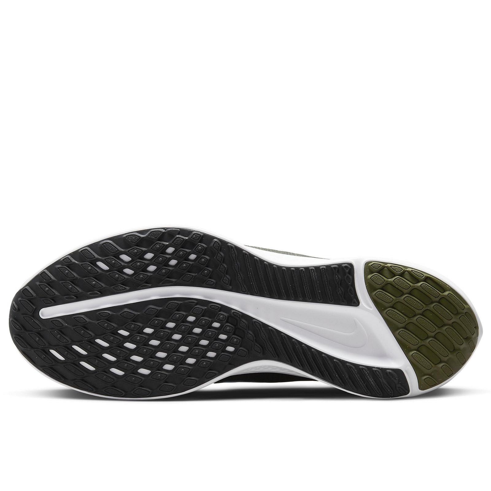 Кросівки Nike Quest 5 чоловічі, фото №6 Кросівки Nike Quest 5 чоловічі, фото №6