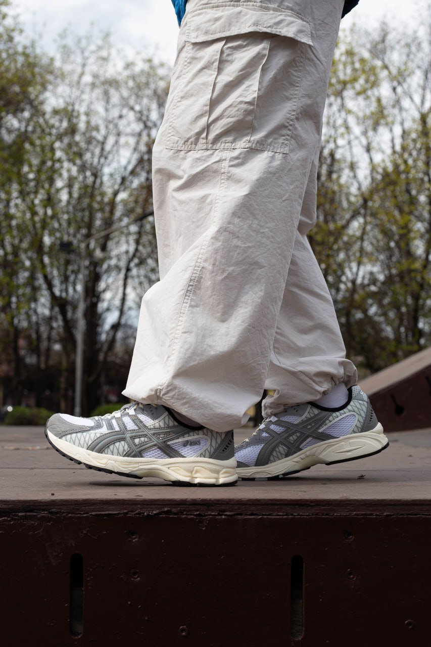 Чоловічі кросівки Asics Gel-Nimbus 10.1 White Grey Reflective 41, фото №1