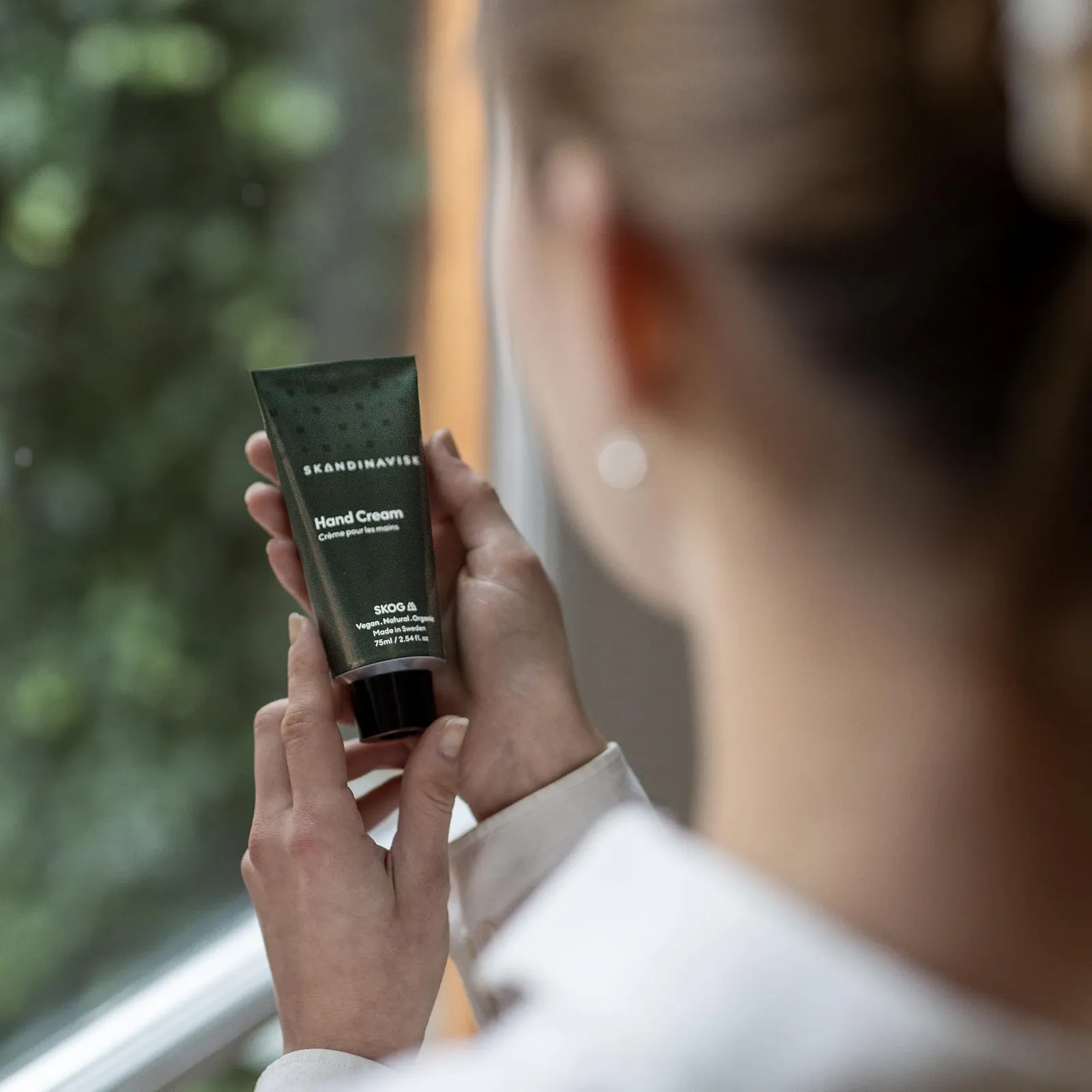 Крем для рук Skandinavisk SKOG 'Forest', Хвоя и шишки сосны, Березовый сок и ландыш, 75 мл, фото №4