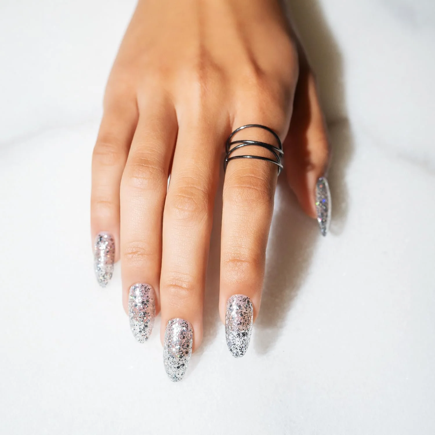 Гель-лак Harmony Gelish Am I Making You Gelish? 15 мл, фото №3 Гель-лак Harmony Gelish Am I Making You Gelish? 15 мл, фото №3