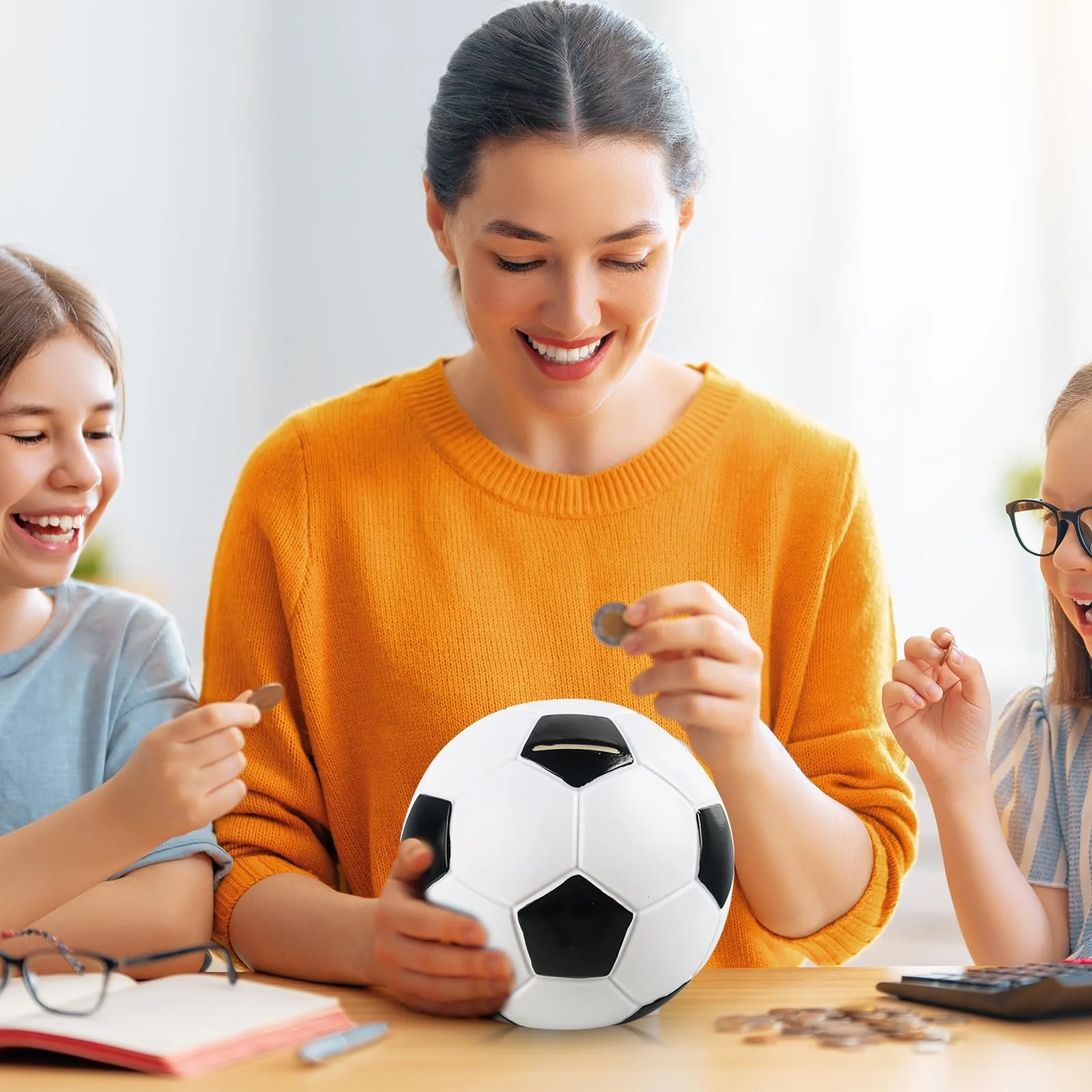 Скарбничка Football Piggy Bank футбольний м'яч 15 см що не б'ється чорно-біла, фото №4