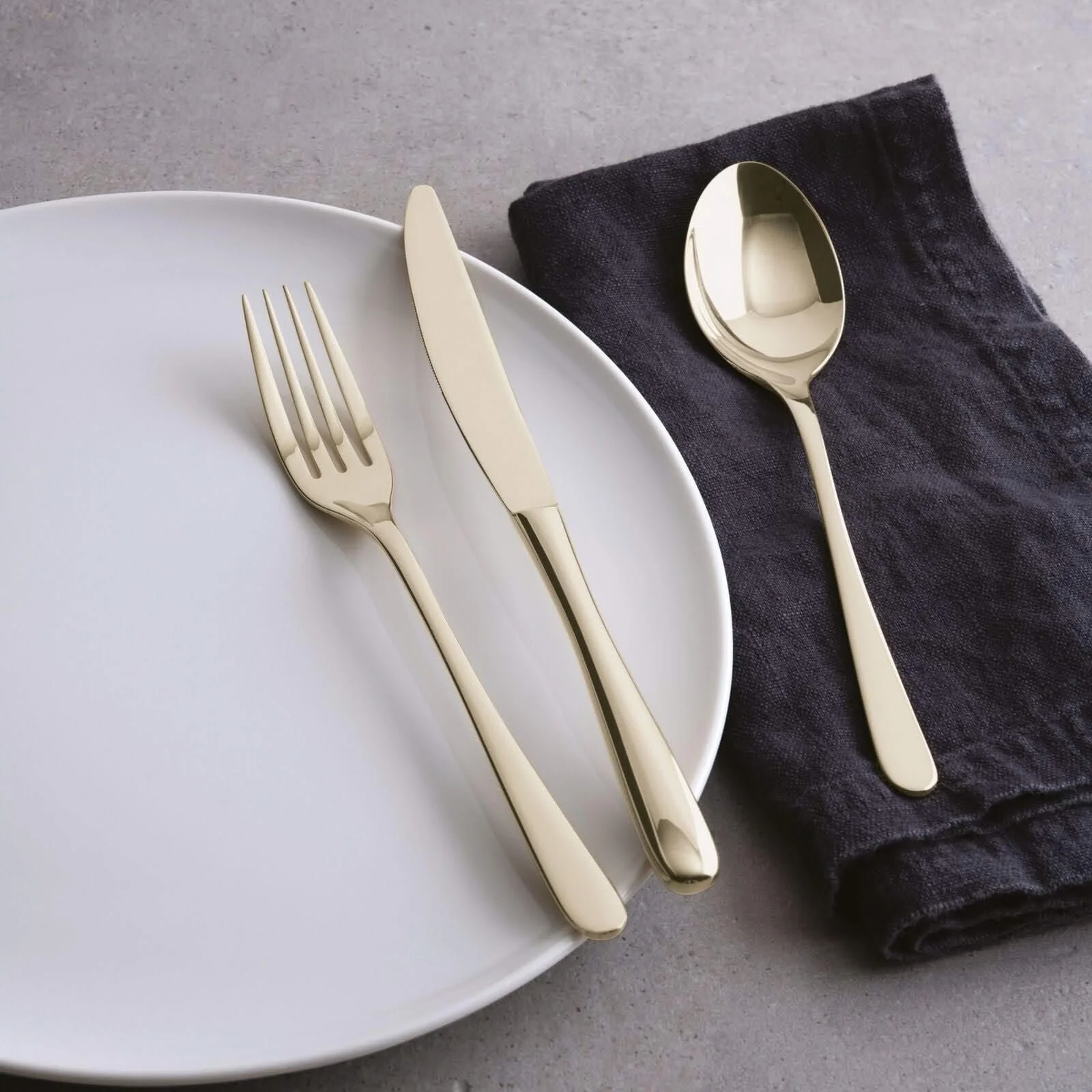 Набір столових приборів Sambonet Taste Monoblock Pvd на 6 персон, 6 столових ложок, 6 столових виделок, 6 столових ножів, 6 фруктових виделок, 6 фруктових ножів і 6 чайних ложок, колір шампань, фото №9