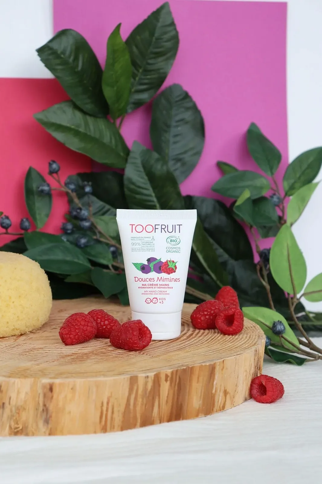 Крем для рук TOOFRUIT Чорниця та Малина - Зволожуючий органічний догляд для рук для дітей з натуральними інгредієнтами 50 мл, фото №3 Крем для рук TOOFRUIT Чорниця та Малина - Зволожуючий органічний догляд для рук для дітей з натуральними інгредієнтами 50 мл, фото №3