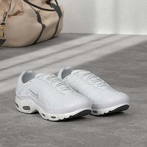 Кросівки Nike WMNS Tanjun Prem жіночі synthetic.ua - Фото 1