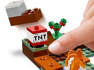 Конструктор Lego Minecraft Taiga Adventure с фигурками Стива, Волка и Лисицы для детей от 7 лет synthetic.ua - Фото 1