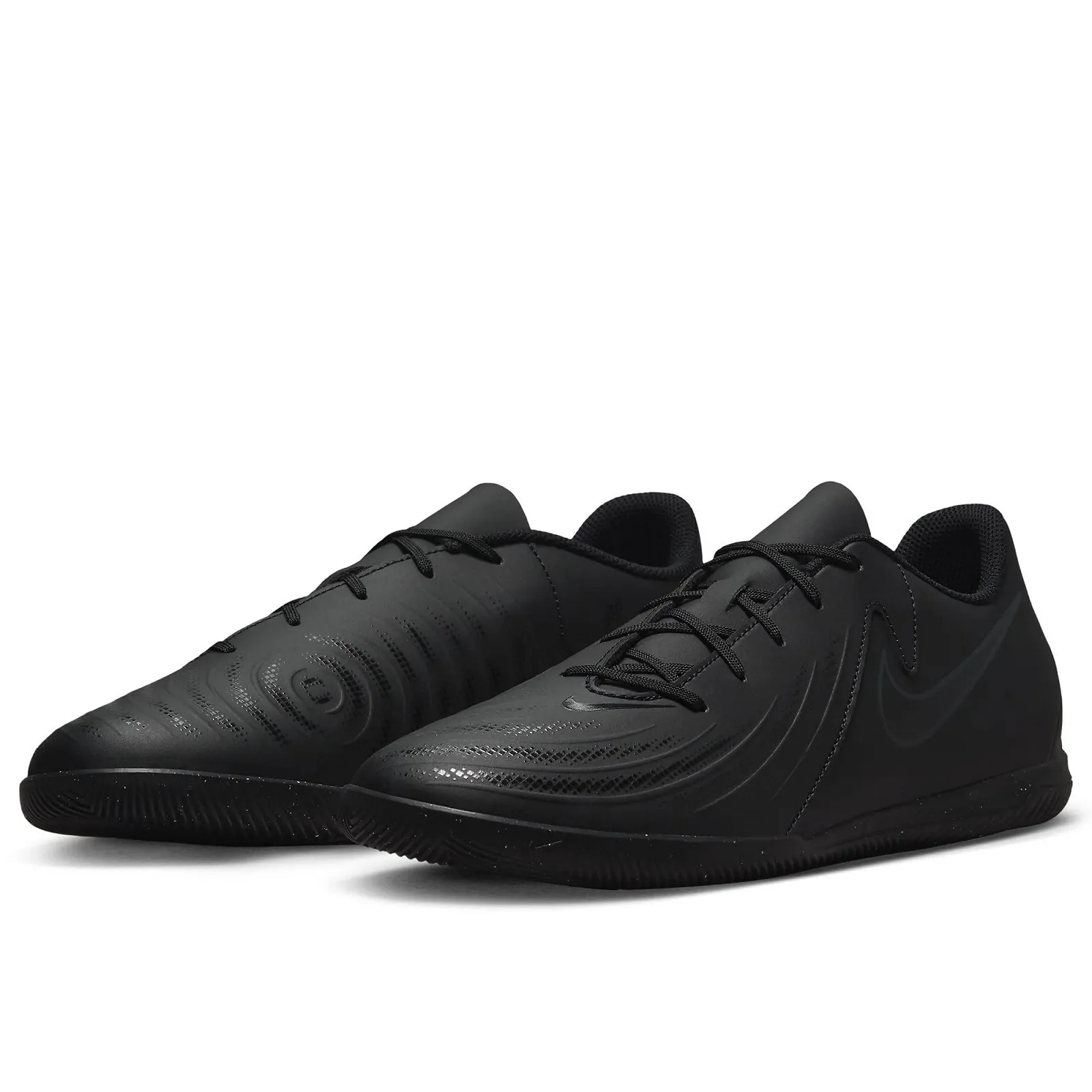 Унісекс Кросівки Nike Phantom Gx II Club Ic, фото №2 Унісекс Кросівки Nike Phantom Gx II Club Ic, фото №2