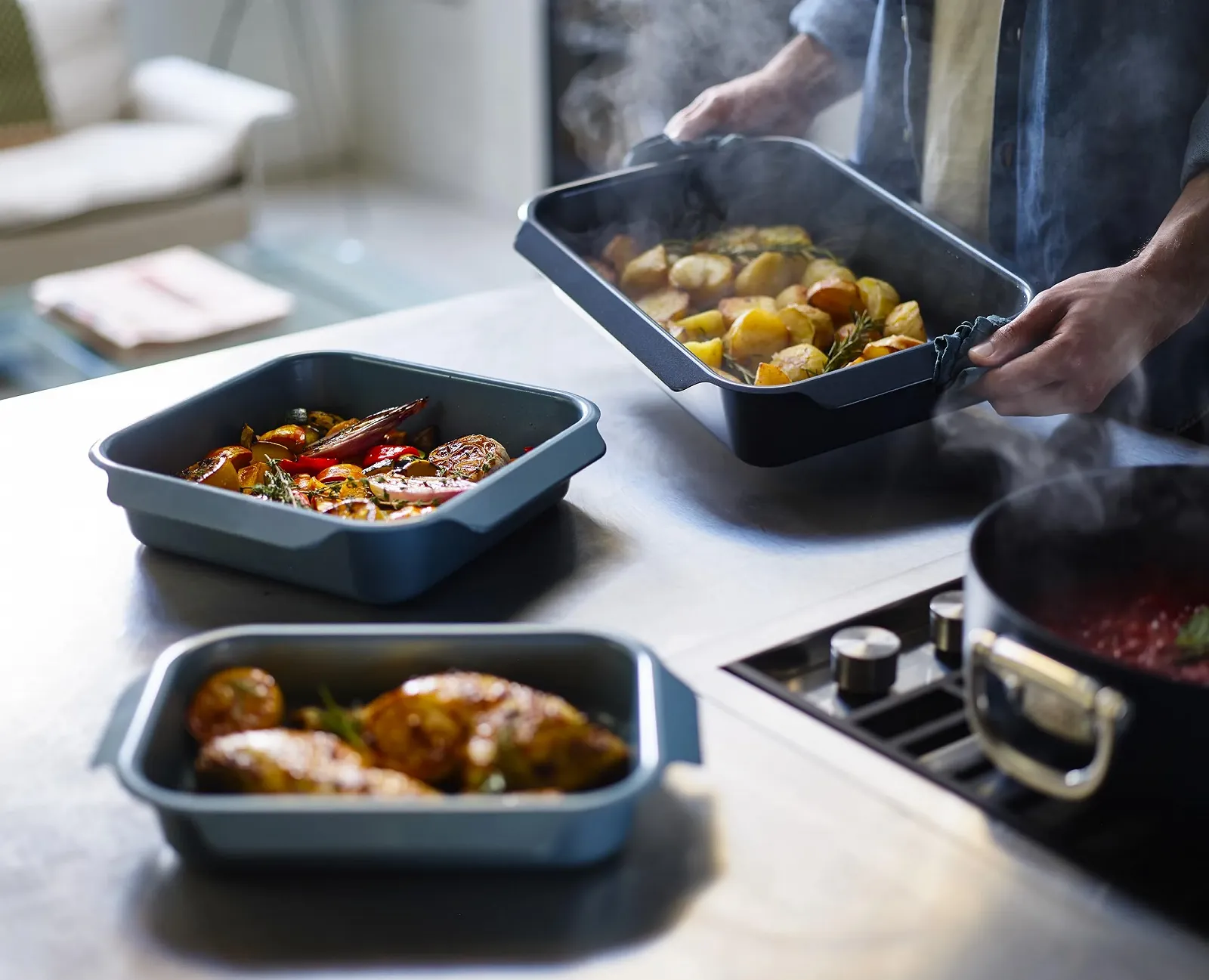 Противень для духовки Joseph Joseph Nest углеродистая сталь антипригарный 41 см x 30 см x 8 см синий, фото №3 Противень для духовки Joseph Joseph Nest углеродистая сталь антипригарный 41 см x 30 см x 8 см синий, фото №3