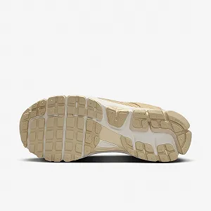 Кросівки NIKE Zoom Vomero 5 Se Sp Чоловічі Бігові Кросівки Ci1694 synthetic.ua - Фото 1