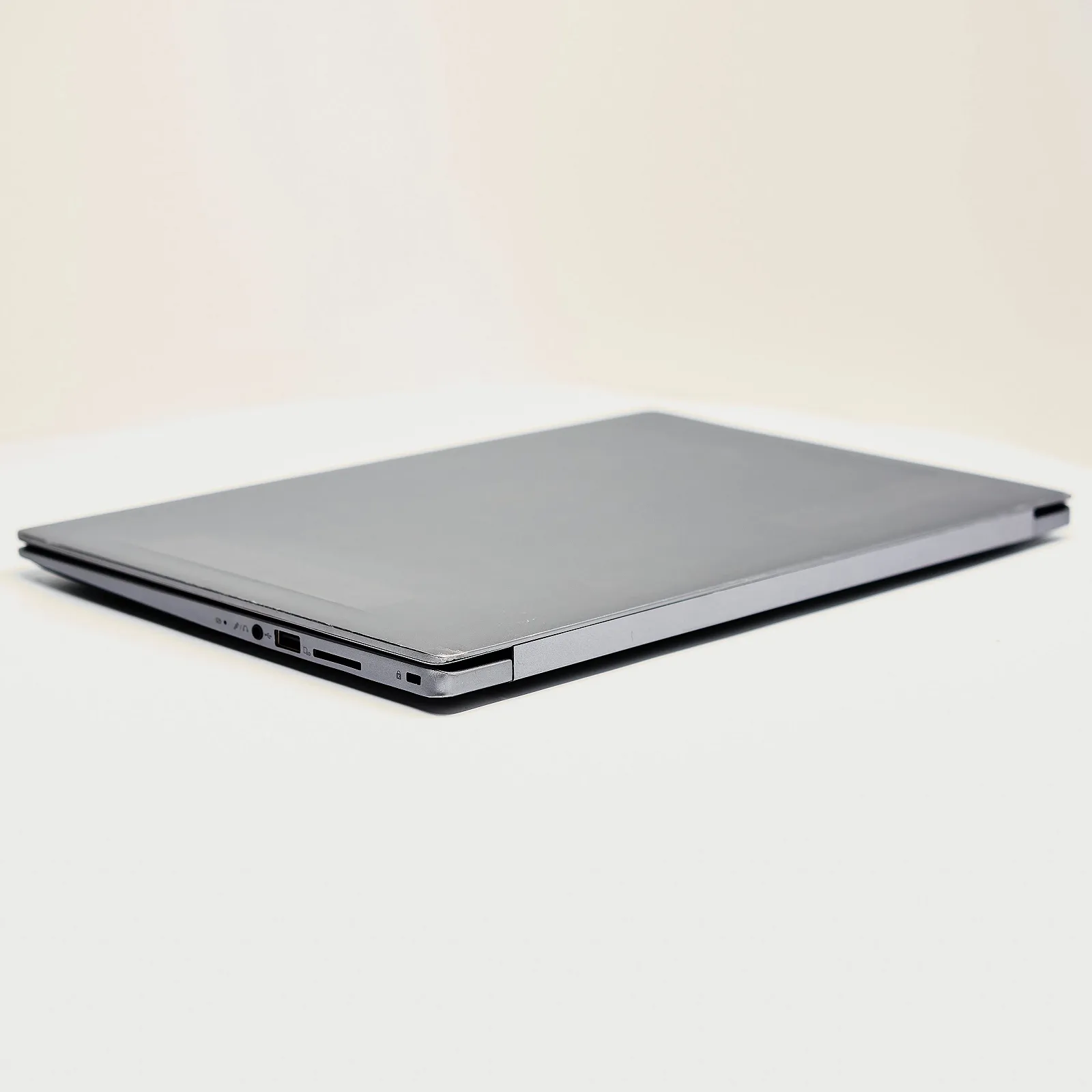 Ноутбук 15.6'' Medion (Lenovo Group) Akoya S6445 | Intel Core i5-8265U | IPS (1920x1080) FullHD | RAM 8 ГБ | SSD 256 ГБ | Intel UHD Graphics 620 | Металевий корпус | Win11 (4979), фото №5