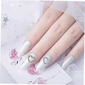 Набор украшений для ногтей со стразами (30 шт.) Сердце Стразы для ногтей Подвески для ногтей в форме сердца Украшения для ногтей в форме сердца Веселые украшения для ногтей для дизайна ногтей Подвеска для ногтей из акрилового сплава synthetic.ua - Фото 1