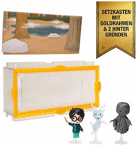 Фігурки Collectible Multipack Wizarding World Harry Potter Micro Magical Moments Patronus з Гаррі Поттером, Патронусом-оленем, Дементором та вітриною synthetic.ua - Фото 1