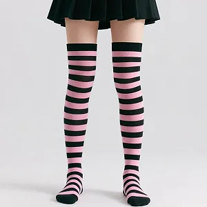 Шкарпетки DRESHOW Високі вище коліна, смугасті synthetic.ua - Фото 1