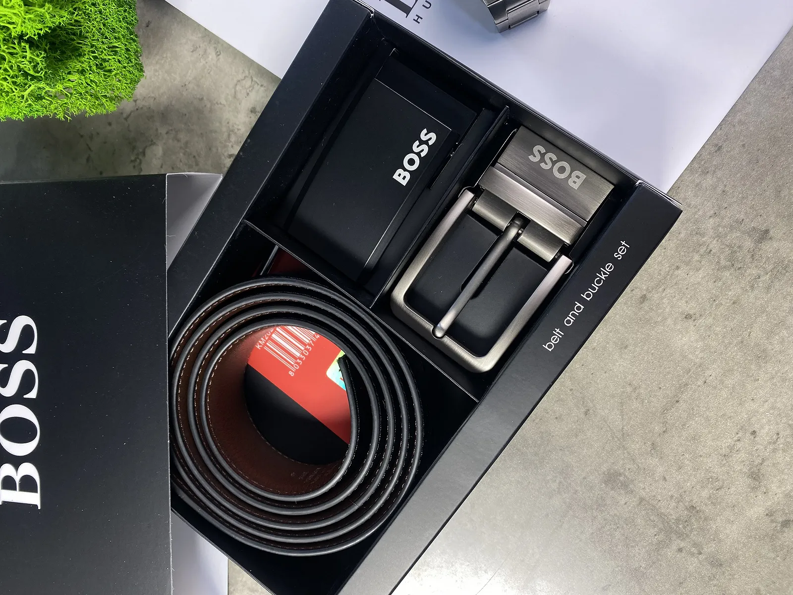 Подарочный набор с кожаным ремнем Boss с двумя сменными пряжками Босс, фото №8