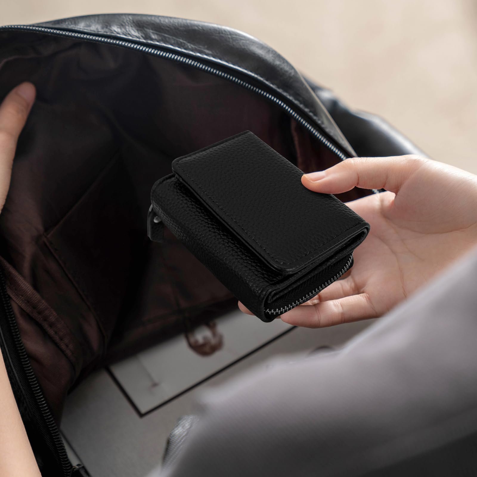 Женский кошелек тройного сложения кожаный AdiStylinno Mini, 6 отделений для карт, 1 отделение для наличных, отделение для монет на молнии, черный, Modern, фото №5