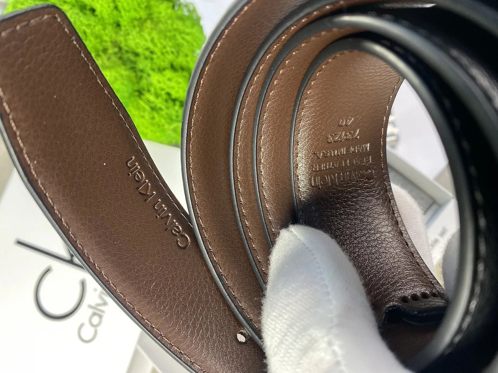 Подарунковий набір зі шкіряним ремнем CK з двома змінними пряжками Келвін Кляйн, фото №10 Подарунковий набір зі шкіряним ремнем CK з двома змінними пряжками Келвін Кляйн, фото №10